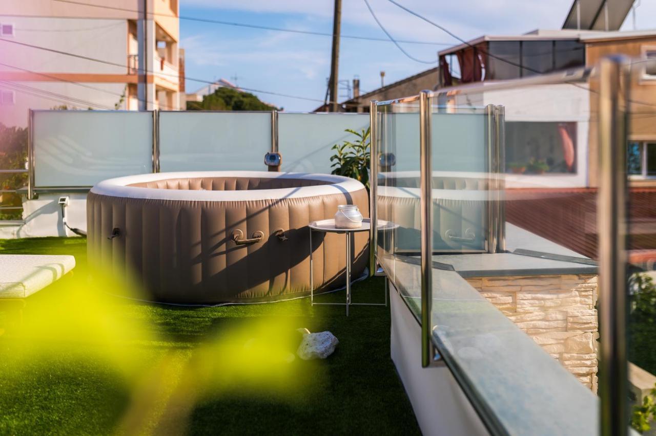 Apartments Stella Mariela Шибеник Екстер'єр фото