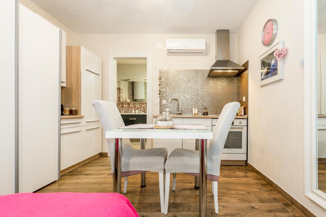 Apartments Stella Mariela Шибеник Екстер'єр фото