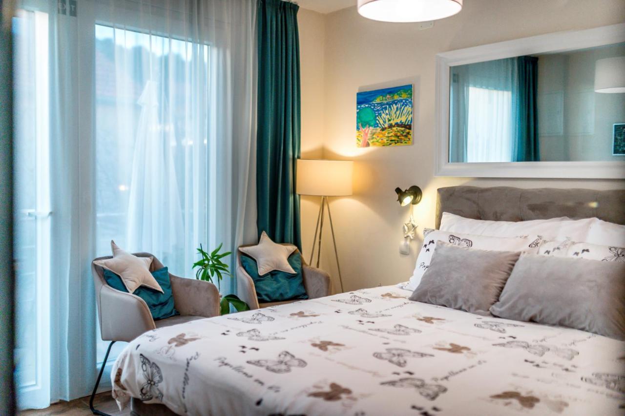Apartments Stella Mariela Шибеник Екстер'єр фото